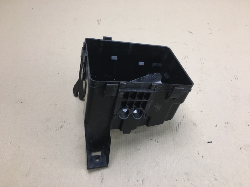 Корпус блока предохранителей PATHFINDER R52 12-21 2014 R52 3.5 VQ35DE Корпус блока предохранителей PATHFINDER R52 12-21 2014 R52 3.5 VQ35DE