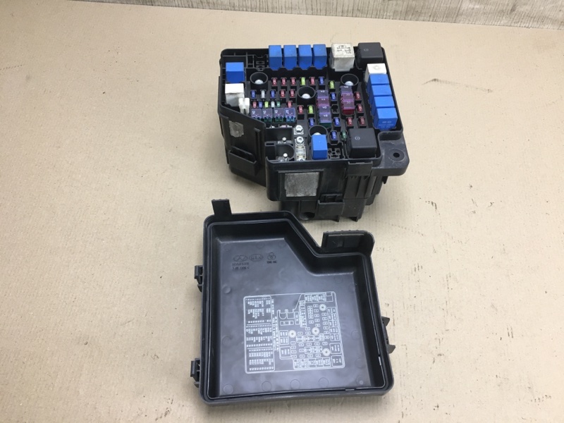 Блок предохранителей моторный отсек HYUNDAI SANTA FE (CM) 05-12 CM 2.2CRDI D4EB