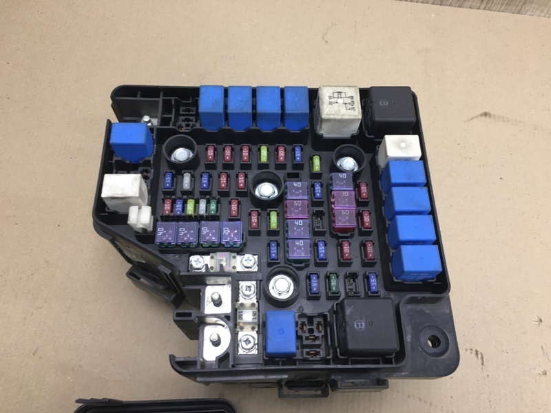 Блок предохранителей моторный отсек SANTA FE (CM) 05-12 2006-2009 CM 2.2CRDI D4EB