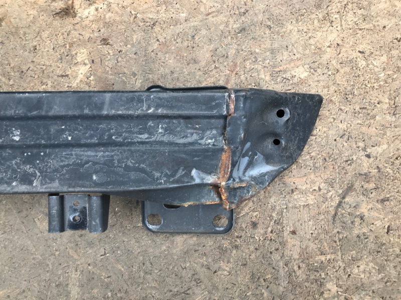 Усилитель переднего бампера ELANTRA MD 10-15 2015 MD 1.8 G4NB