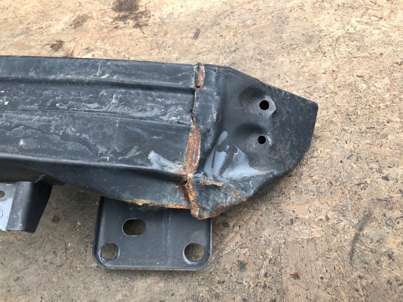 Усилитель переднего бампера ELANTRA MD 10-15 2015 MD 1.8 G4NB