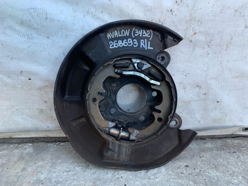 Тормозной механизм левый TOYOTA AVALON 99-05 2000 3.0 1MZFE 46504-07020 Б/У