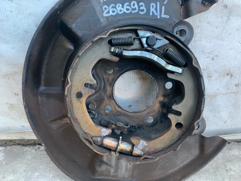 Тормозной механизм левый TOYOTA AVALON 99-05 3.0 1MZFE