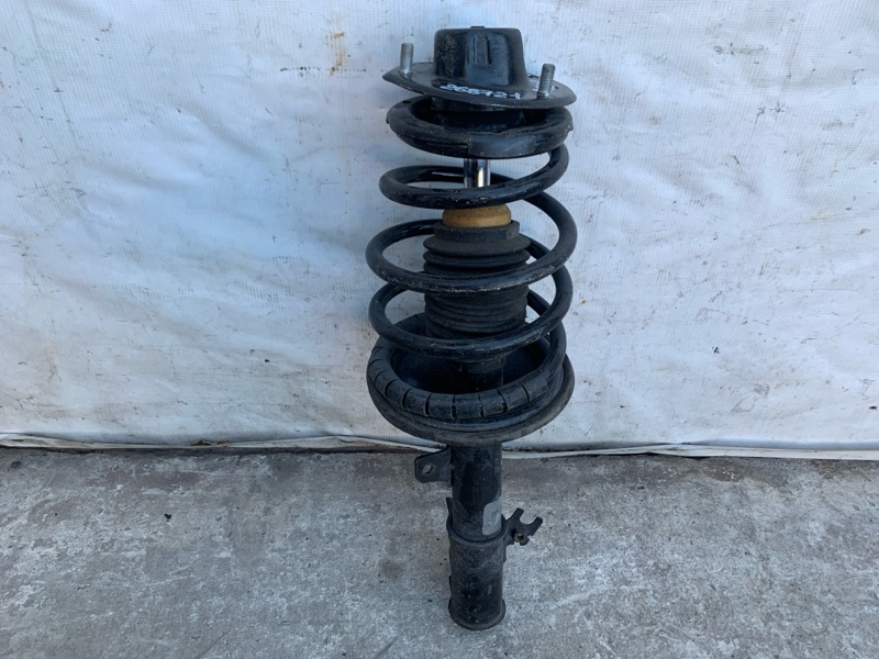 Амортизатор передний левый AVALON 99-05 2000 3.0 1MZFE