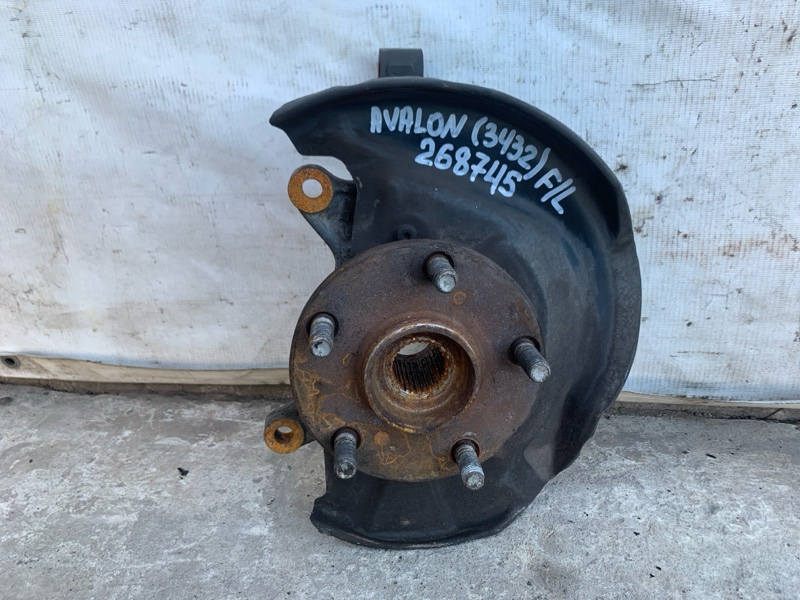 Кулак поворотный левый TOYOTA AVALON 99-05 3.0 1MZFE