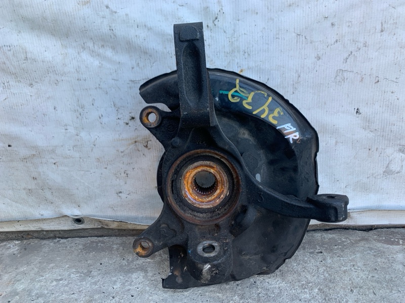 Запчасть кулак поворотный правый TOYOTA AVALON 99-05 2000 3.0 1MZFE 43211-06070 Б/У Кулак поворотный правый TOYOTA AVALON 99-05 2000 3.0 1MZFE 43211-06070 Б/У