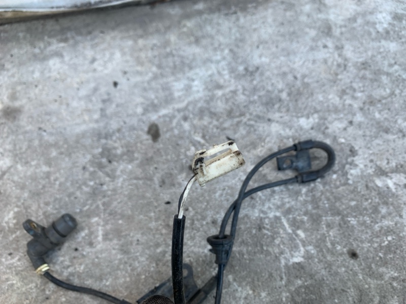 Датчик ABS задний левый AVALON 99-05 2000 3.0 1MZFE Датчик ABS задний левый AVALON 99-05 2000 3.0 1MZFE