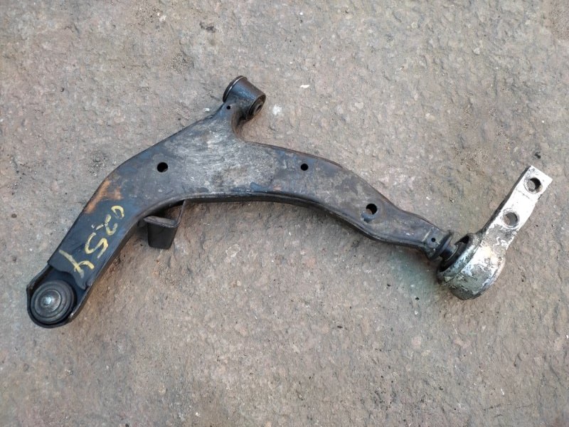 Рычаг передней подвески нижний правый MURANO Z50 02-07 2004 3.5 VQ35DE Рычаг передней подвески нижний правый MURANO Z50 02-07 2004 3.5 VQ35DE