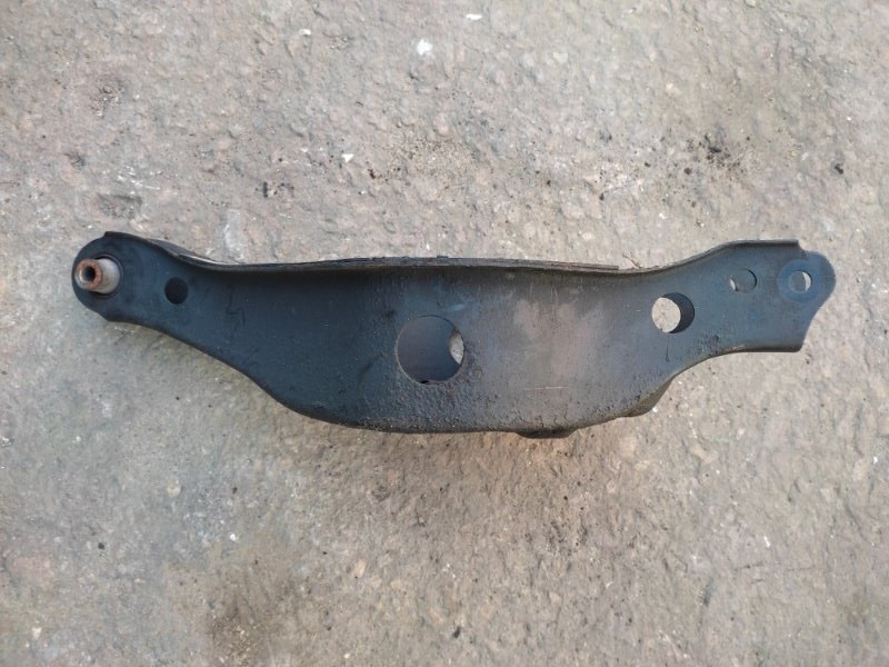 Рычаг задней подвески поперечный нижний задний NISSAN MURANO Z50 02-07 3.5 VQ35DE Рычаг задней подвески поперечный нижний задний NISSAN MURANO Z50 02-07 3.5 VQ35DE