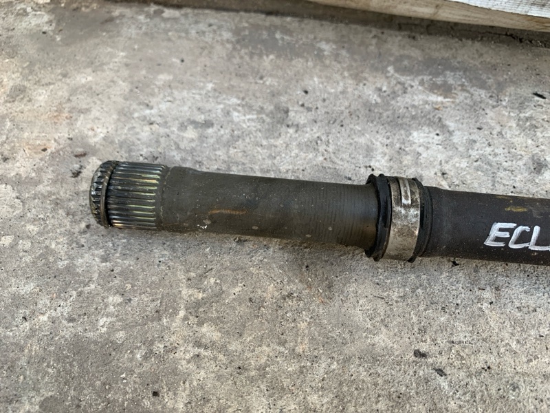 Привод передний правый MITSUBISHI ECLIPSE 05-08 COUPE 2.4