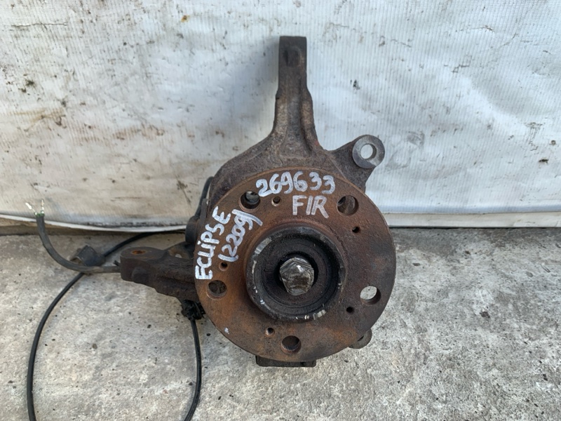 Запчасть кулак поворотный правый MITSUBISHI ECLIPSE 05-08 2006 COUPE 2.4 MR589570 Б/У Кулак поворотный правый MITSUBISHI ECLIPSE 05-08 2006 COUPE 2.4 MR589570 Б/У