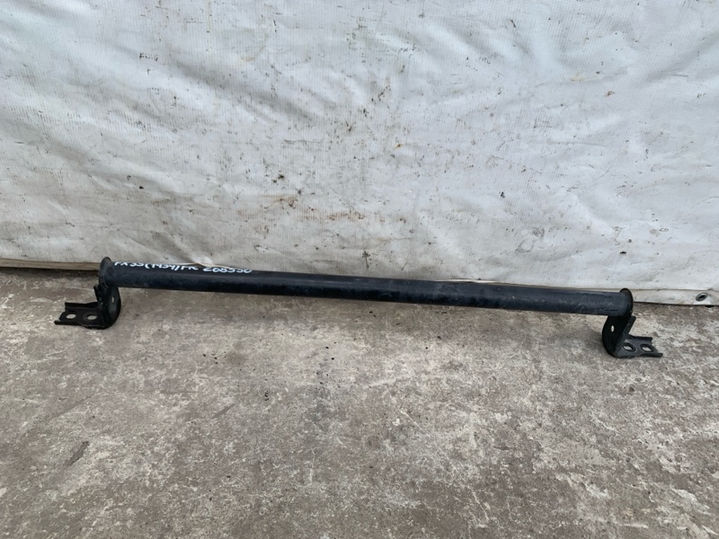 Усилитель переднего бампера FX S50 03-08 2005 3.5 VQ35DE