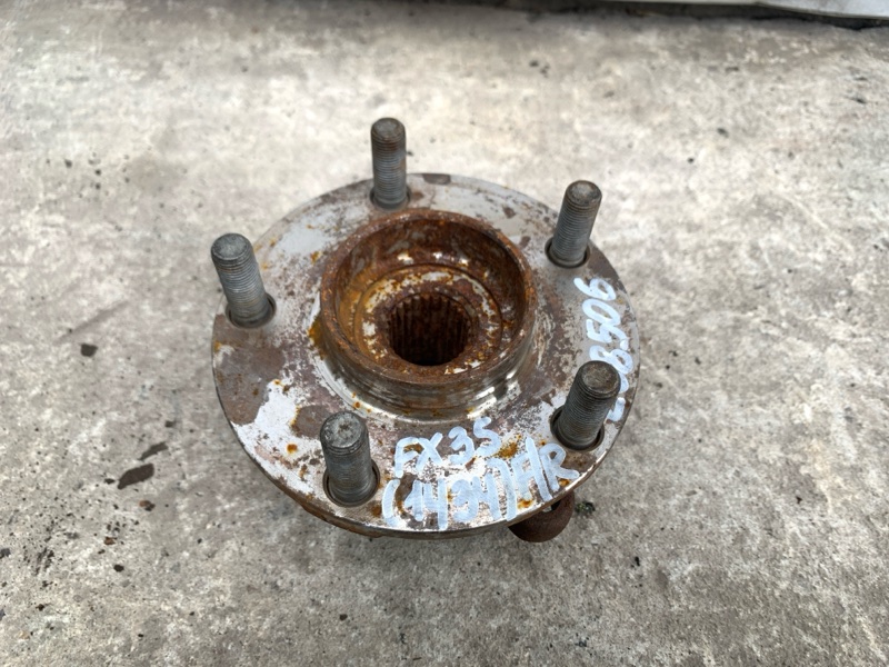 Ступица передняя INFINITI FX S50 03-08 2005 3.5 VQ35DE 40202-CG010 Б/У