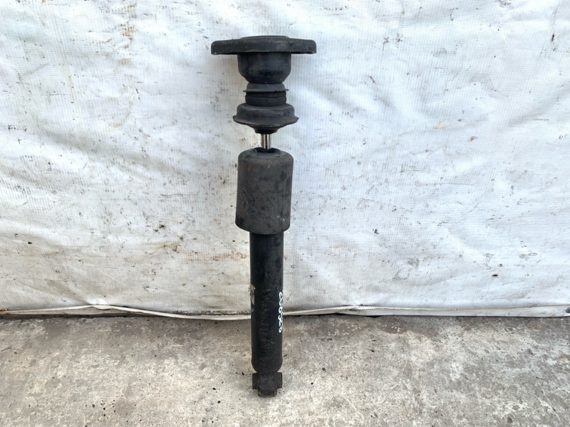 Амортизатор задний левый FX S50 03-08 2005 3.5 VQ35DE