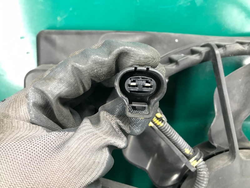 Диффузор вентилятора основного радиатора ELANTRA MD 10-15 2015 MD 1.8 G4NB