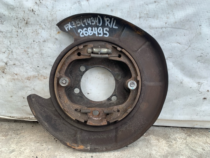 Тормозной механизм левый INFINITI FX S50 03-08 2005 3.5 VQ35DE 44010-WL00A Б/У