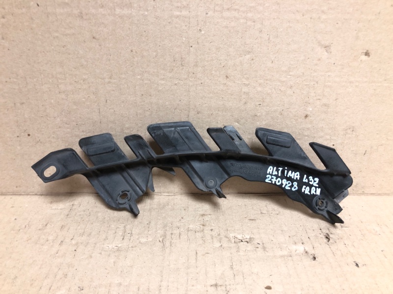 Кронштейн переднего бампера (под фарой) передний правый NISSAN ALTIMA L32 07-12 2012 Седан 2.5 QR25DE 62244-JA00A Б/У