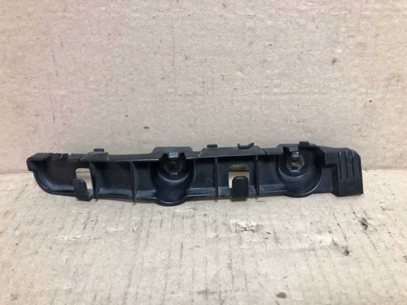 Кронштейн переднего бампера (на крыле) передний правый NISSAN ALTIMA L32 07-12 2012 Седан 2.5 QR25DE 62220-JA01A Б/У