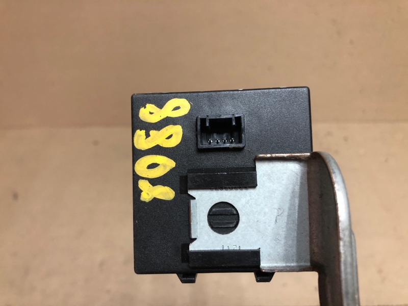 Блок управления центральным замком NISSAN ALTIMA L32 07-12 Седан 2.5 QR25DE