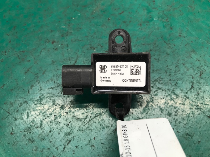 Датчик удара передний правый ELANTRA MD 10-15 2012 1.8 G4NB