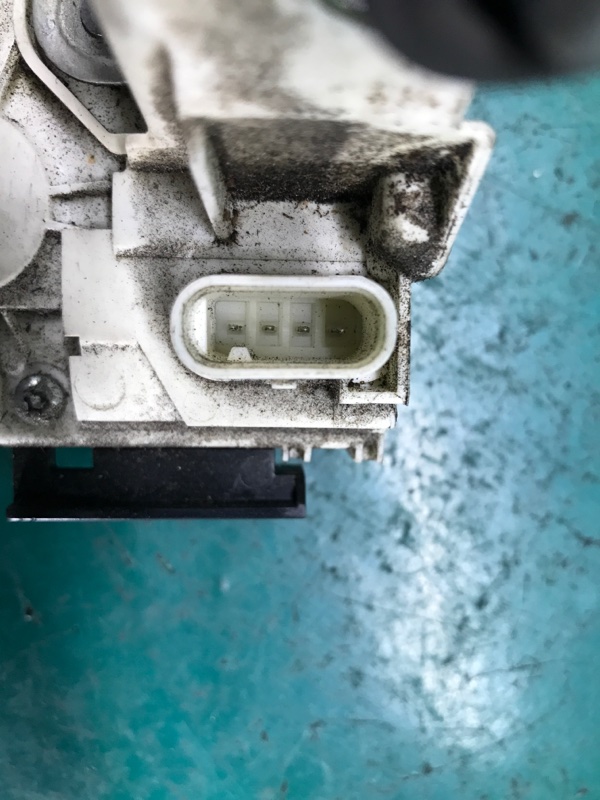 Замок двери задний левый DURANGO 11- (WD) 2014 3.6 ERB