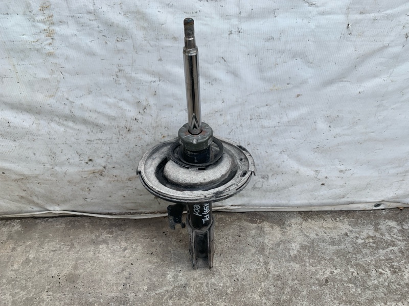 Амортизатор передний левый CAMRY 30 02-06 Амортизатор передний левый CAMRY 30 02-06