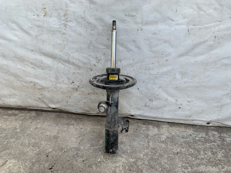 Амортизатор передний левый CAMRY 30 02-06 Амортизатор передний левый CAMRY 30 02-06