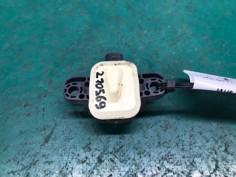 Датчик удара передний левый DODGE DURANGO 11- (WD) 3.6 ERB