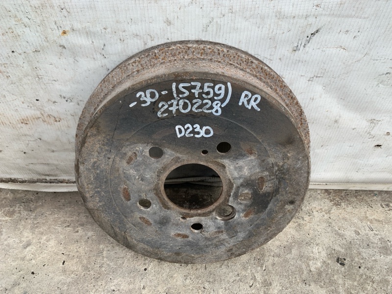 Тормозной барабан CAMRY 30 02-06