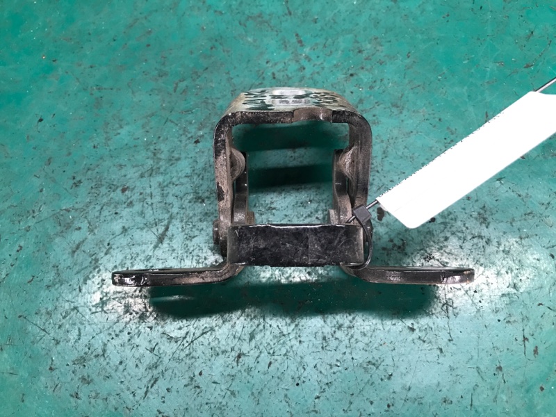 Петля двери верхняя передняя правая DODGE AVENGER 07-14 JS 2.4 ED3