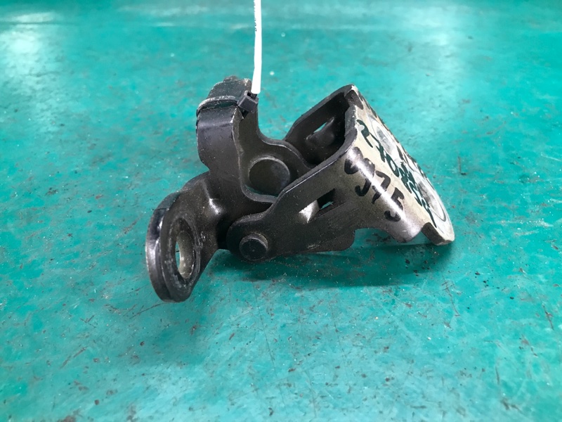 Петля двери верхняя задняя левая AVENGER 07-14 2013 JS 2.4 ED3