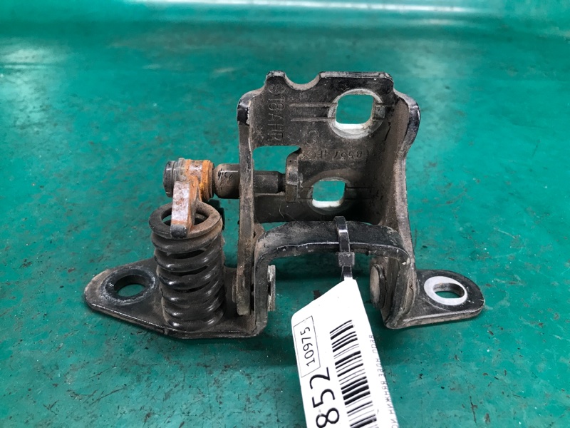 Петля двери нижняя задняя правая DODGE AVENGER 07-14 2013 JS 2.4 ED3 55360918AH Б/У