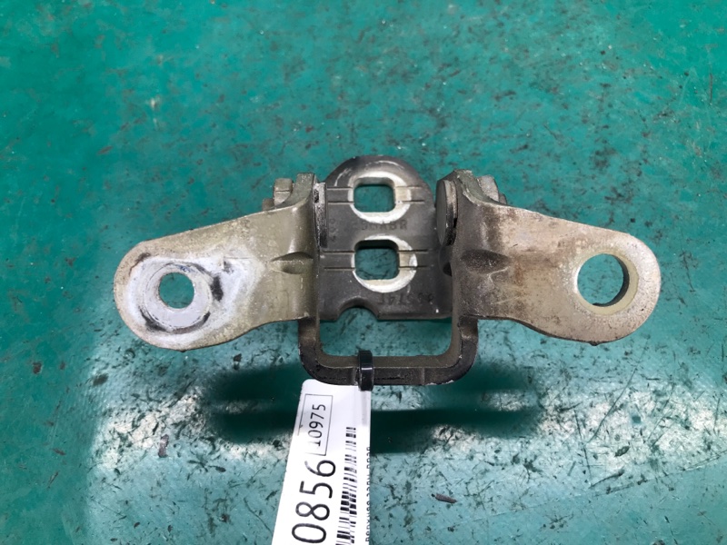 Петля двери верхняя задняя правая AVENGER 07-14 2013 JS 2.4 ED3