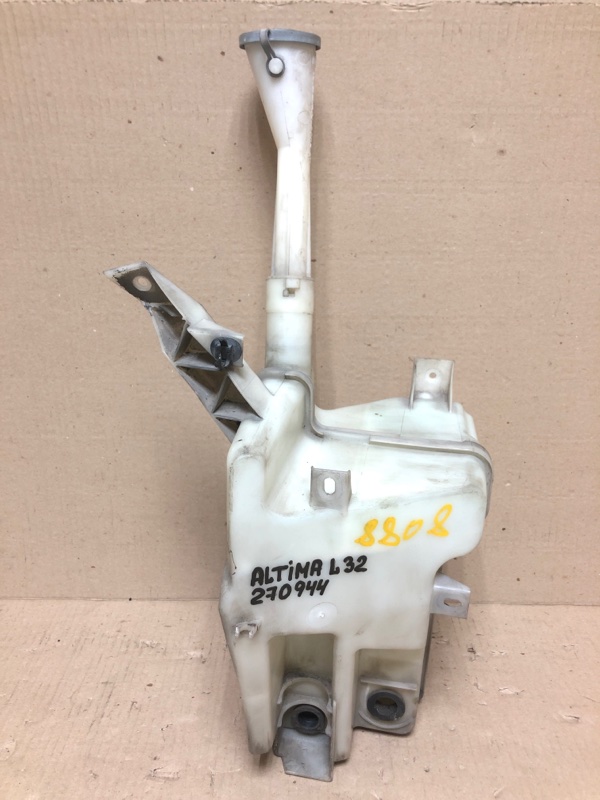 Бачок омывателя NISSAN ALTIMA L32 07-12 2012 Седан 2.5 QR25DE 28910-ZN50A Б/У