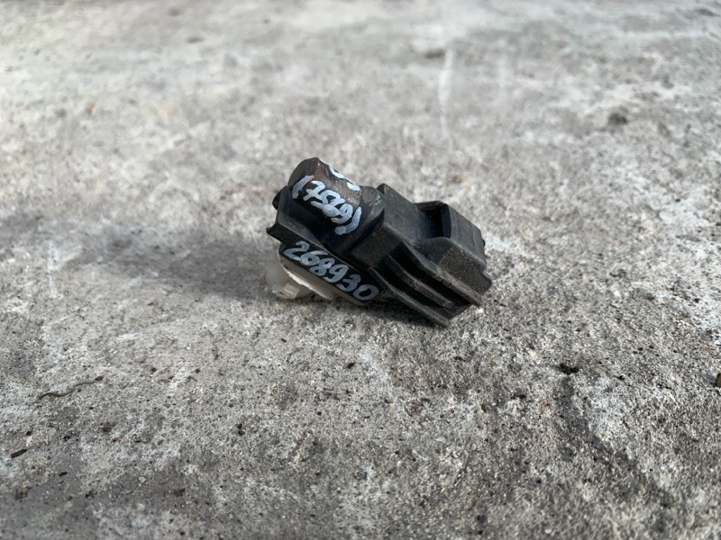 Датчик температуры наружного воздуха LEXUS RX300 98-03 2000 3.0 1MZFE 88790-22130 Б/У