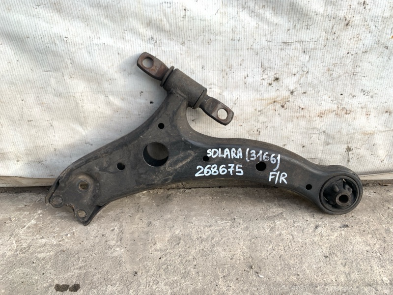 Рычаг передней подвески нижний правый TOYOTA SOLARA 03-09 2004 3.3 3MZFE 48068-06100 Б/У