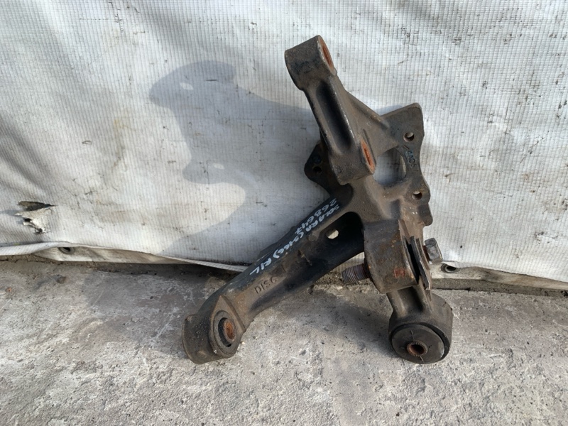 Цапфа левая TOYOTA SOLARA 03-09 3.3 3MZFE