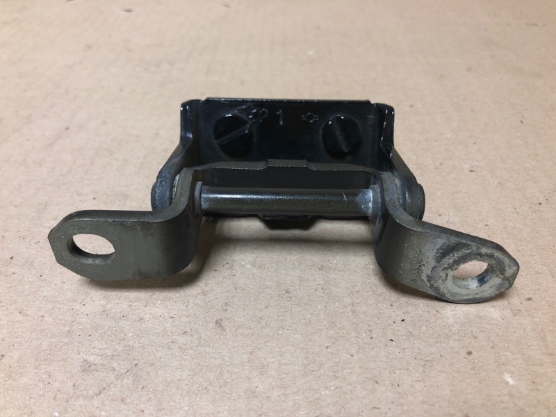 Петля двери верхняя задняя левая ALTIMA L32 07-12 2012 Седан 2.5 QR25DE