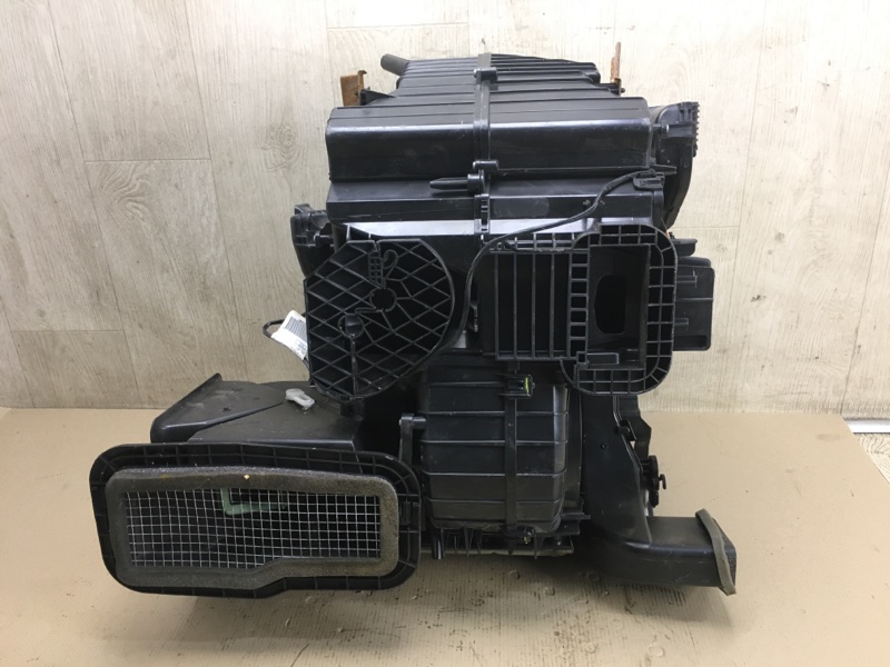 Корпус печки SENTRA B17 12-21 2017 B17 1.8 MRA8DE