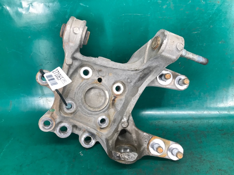 Цапфа задняя правая ACURA RDX 12-19 TB4 3.5 J35Z2