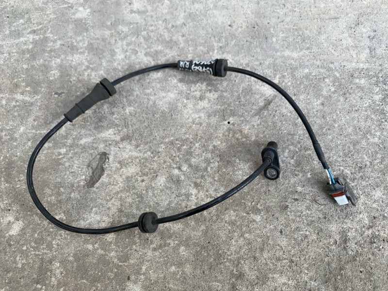 Датчик ABS задний правый NISSAN SENTRA B17 12-21 2013 1.8 MRA8DE 47900-3DA0A Б/У