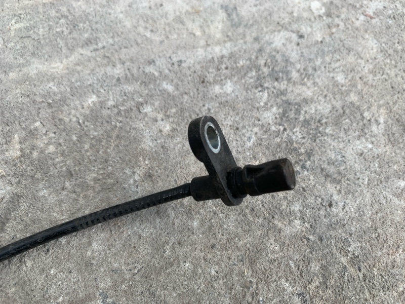 Датчик ABS задний правый NISSAN SENTRA B17 12-21 1.8 MRA8DE