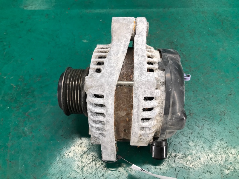 Генератор ACURA RDX 12-19 2015 Внедорожник 3.5 31100-R8A-A01 Б/У