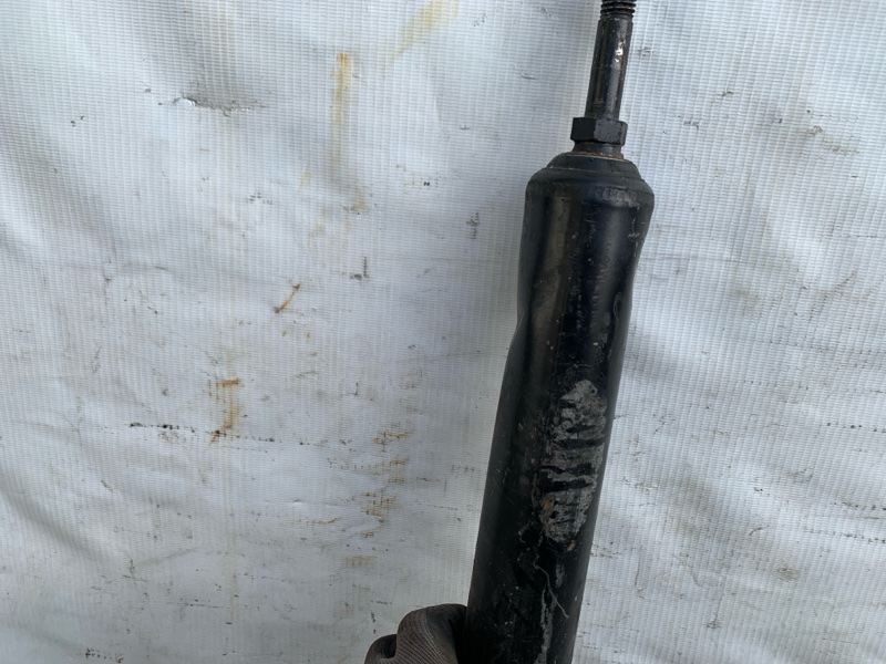 Амортизатор задний SIENNA 03-10 2006 3.5 2GR-FE