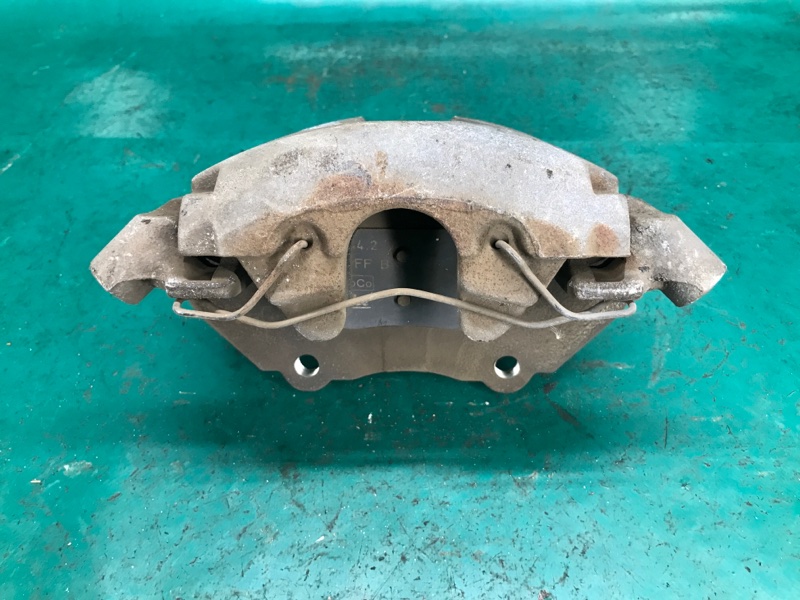 Суппорт тормозной передний левый MAZDA 3 BK 03-08 SEDAN 2.3 L3