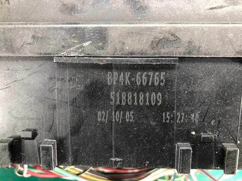 Блок предохранителей моторный отсек 3 BK 03-08 2006 SEDAN 2.3 L3