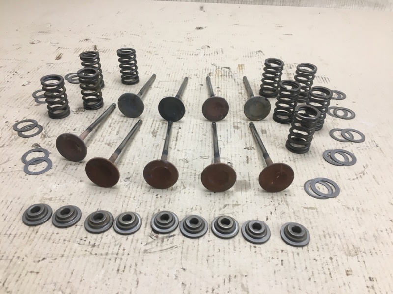 Клапан выпускной CAMRY 40 06-11 2GR