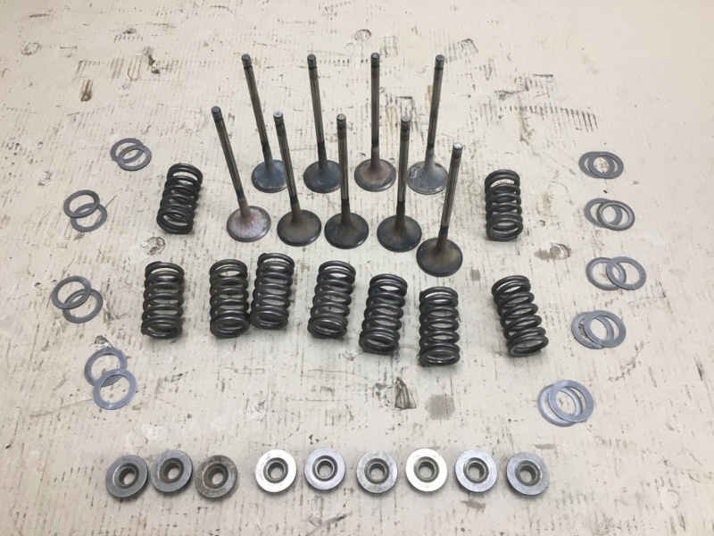 Клапан выпускной TOYOTA CAMRY 40 06-11 2GR