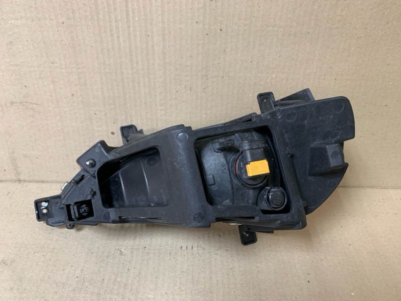 Противотуманная фара левая GRANDEUR HG 11-16 HG