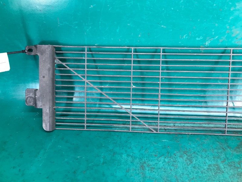 Решетка радиатора CHEVROLET VOLT 10-15 1.4 LUU